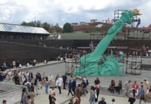 市场萎靡、业绩不振,时尚圈怎么应对经济下行-2Cweekly#015