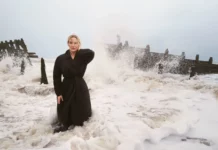 大型时装秀仍然是重要的营销工具-2Cweekly#020